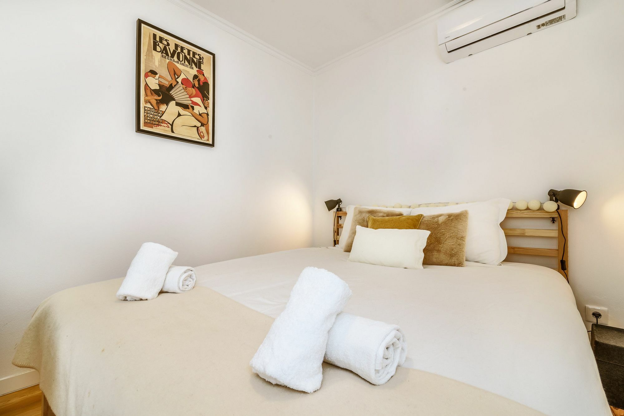 Apartment Mastros By Bnblord *