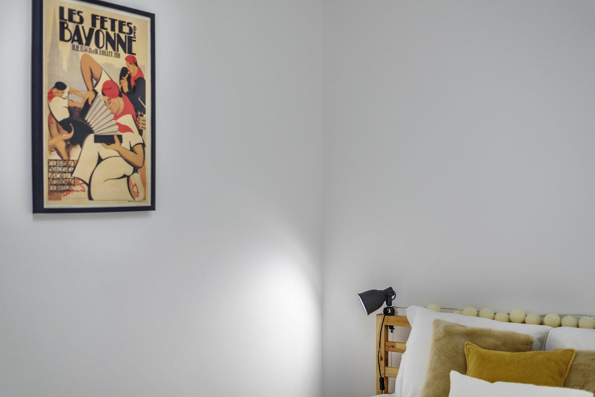 Apartment Mastros By Bnblord *